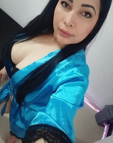 Hola soy Pamela una mujer madura en Medellín