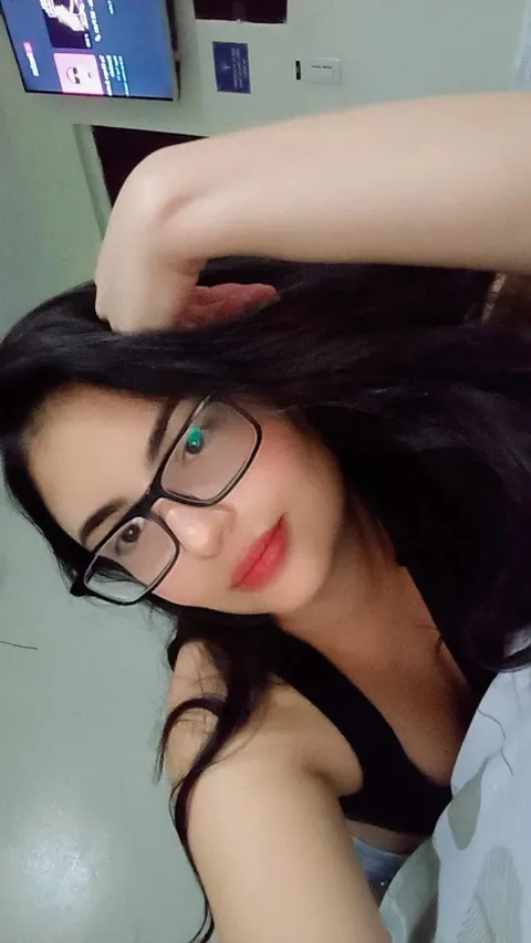 Chiquita tierna linda en Medellín